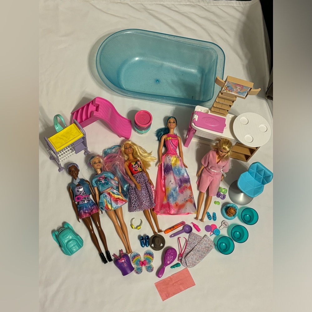Barbie Assorted Dolls & Accessories Set with Pink, Teal, Purple and Blue